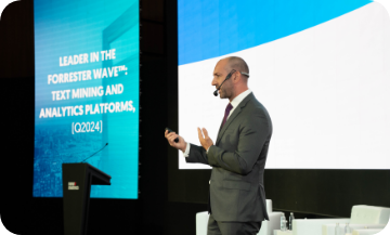 Matt Watkinson presenting the Ten Principles of Great Customer Experiences at EXP KSA 2025.